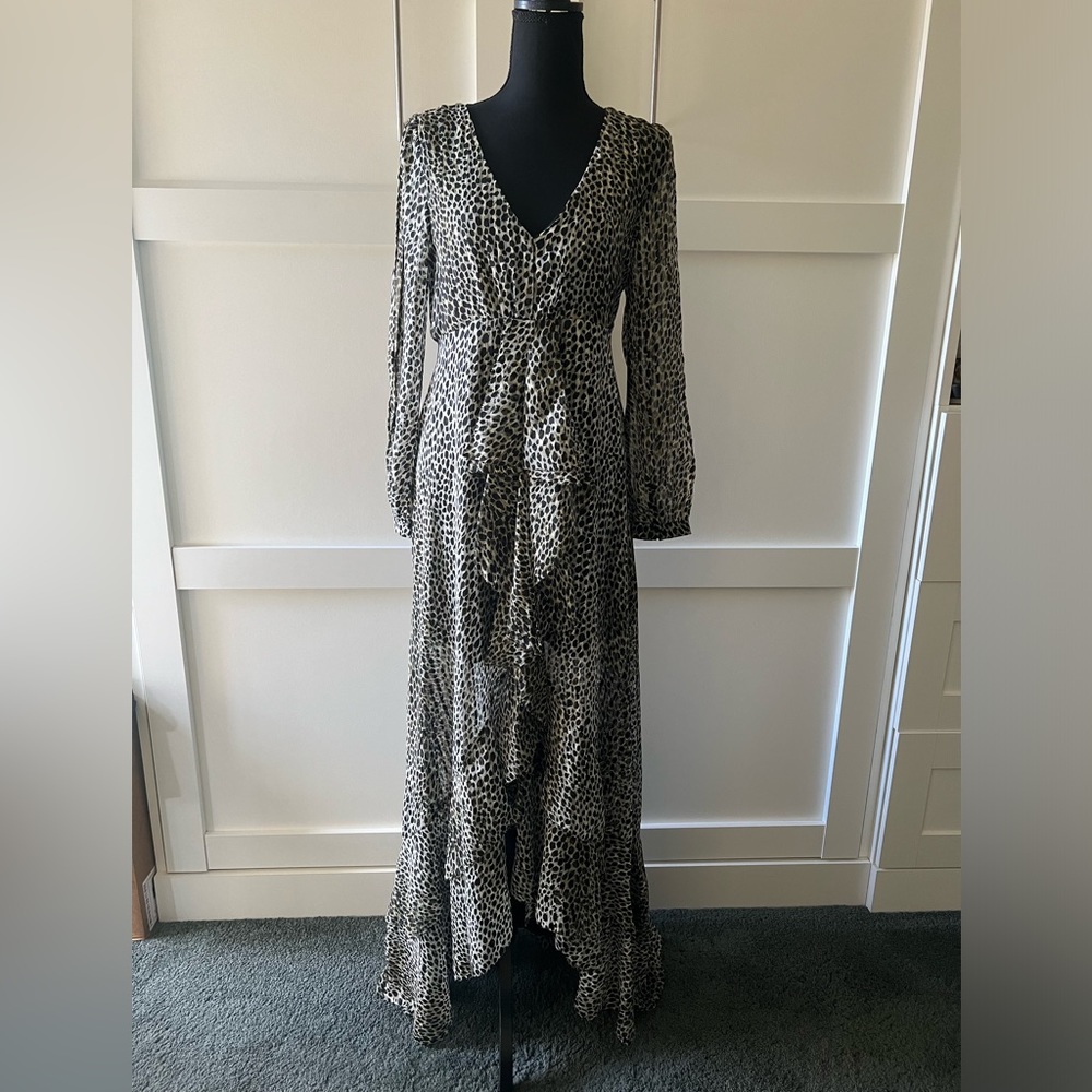 Jane Plus One Long Sheer Open Sleeve Leopard Dress Size M (NWT)
